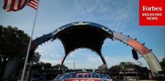 Media Preview The UFC Octagon Built On The White House South Lawn Ahead Of Sunday’s Fights